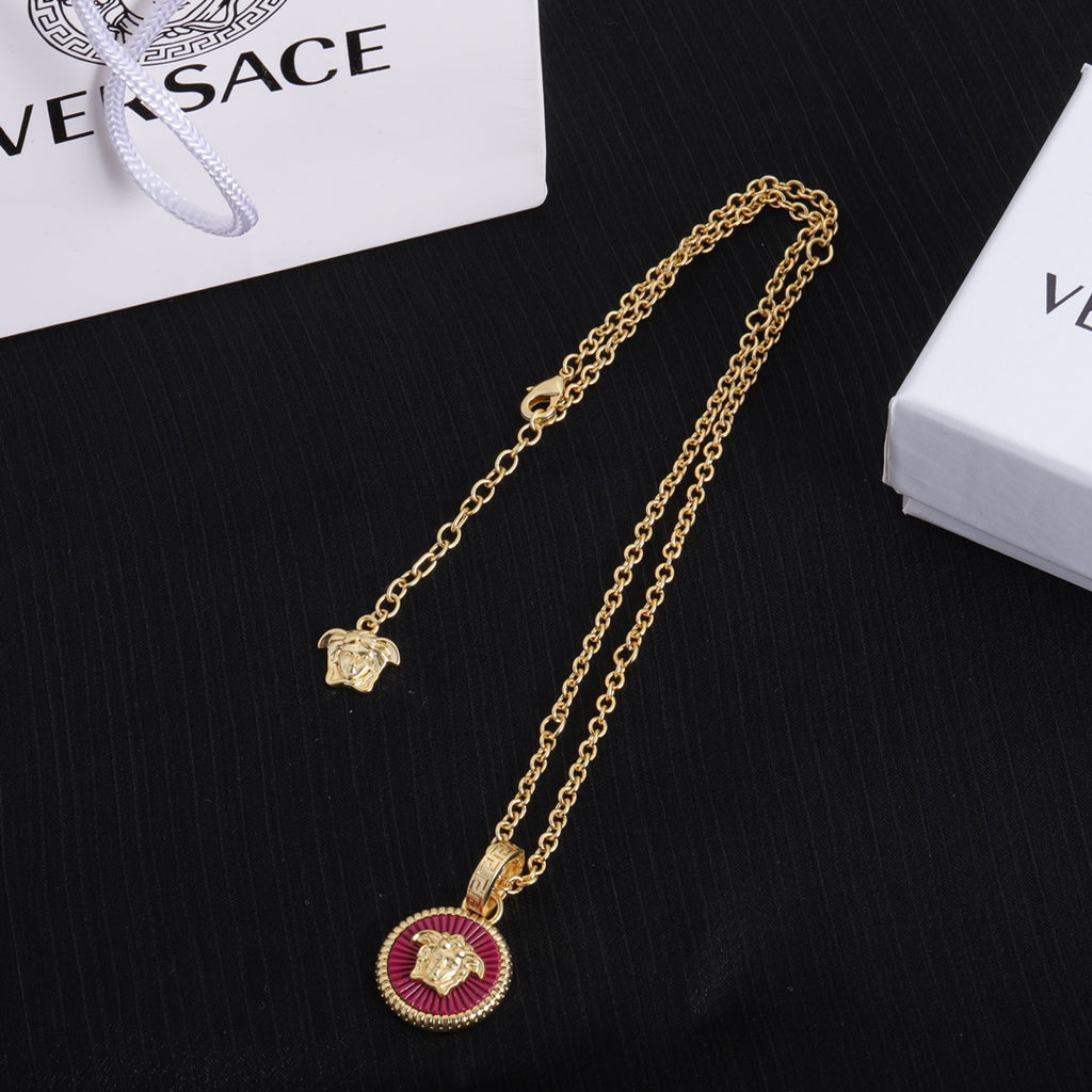 X1Q85V361X Popular Necklaces