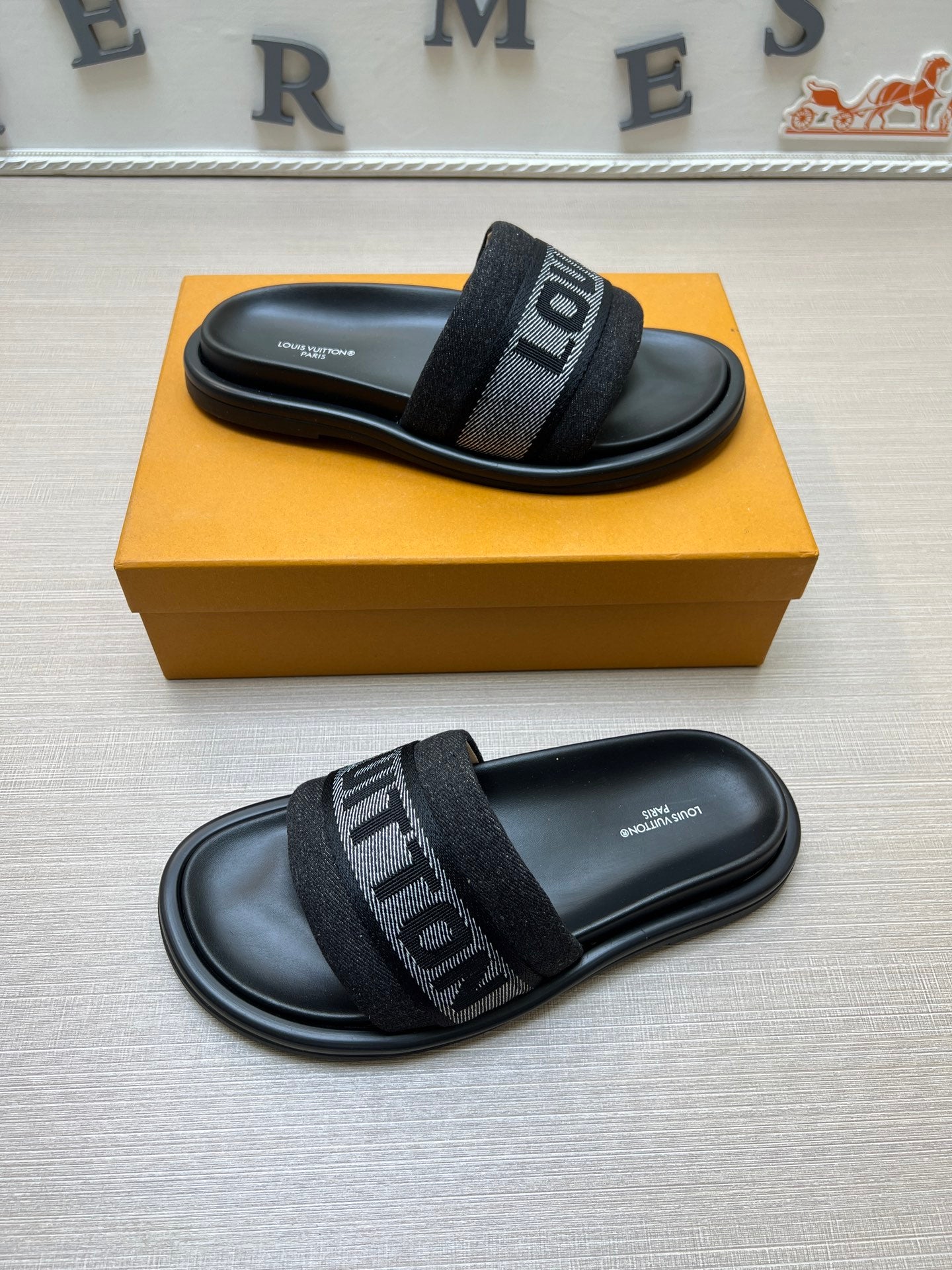 Z5Z35E300 Popular Slippers