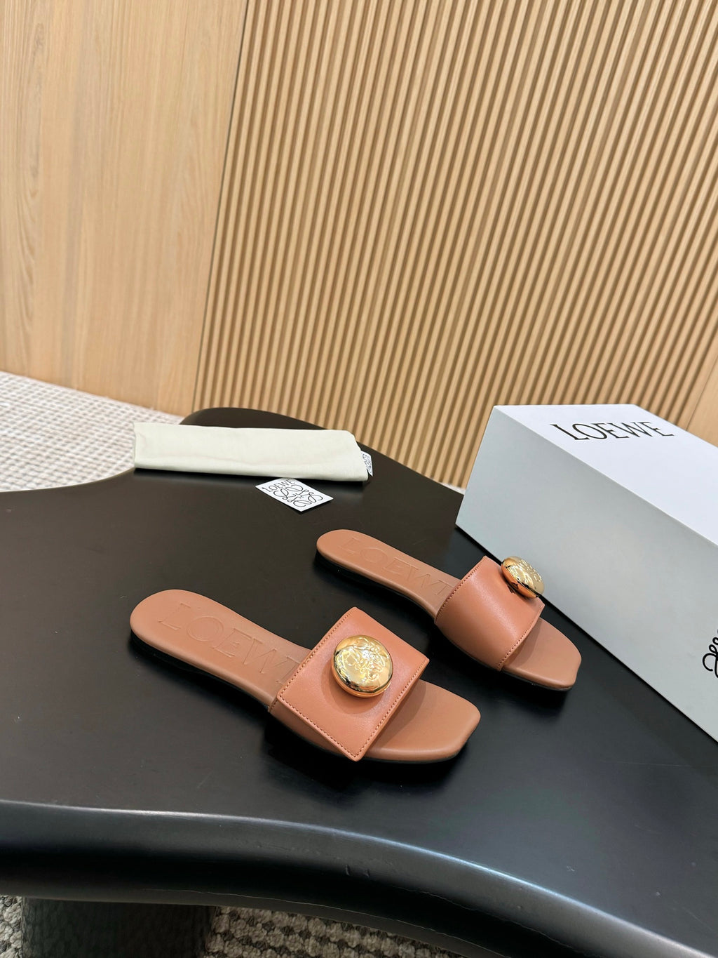 Z2X66V18 Popular high-quality leather Shoes