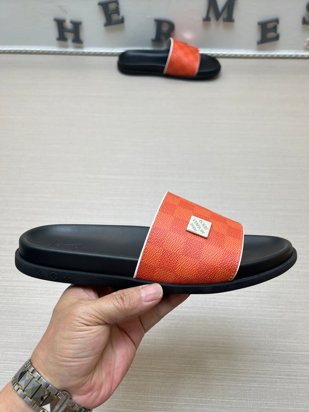 Z5ZE69 Popular slippers