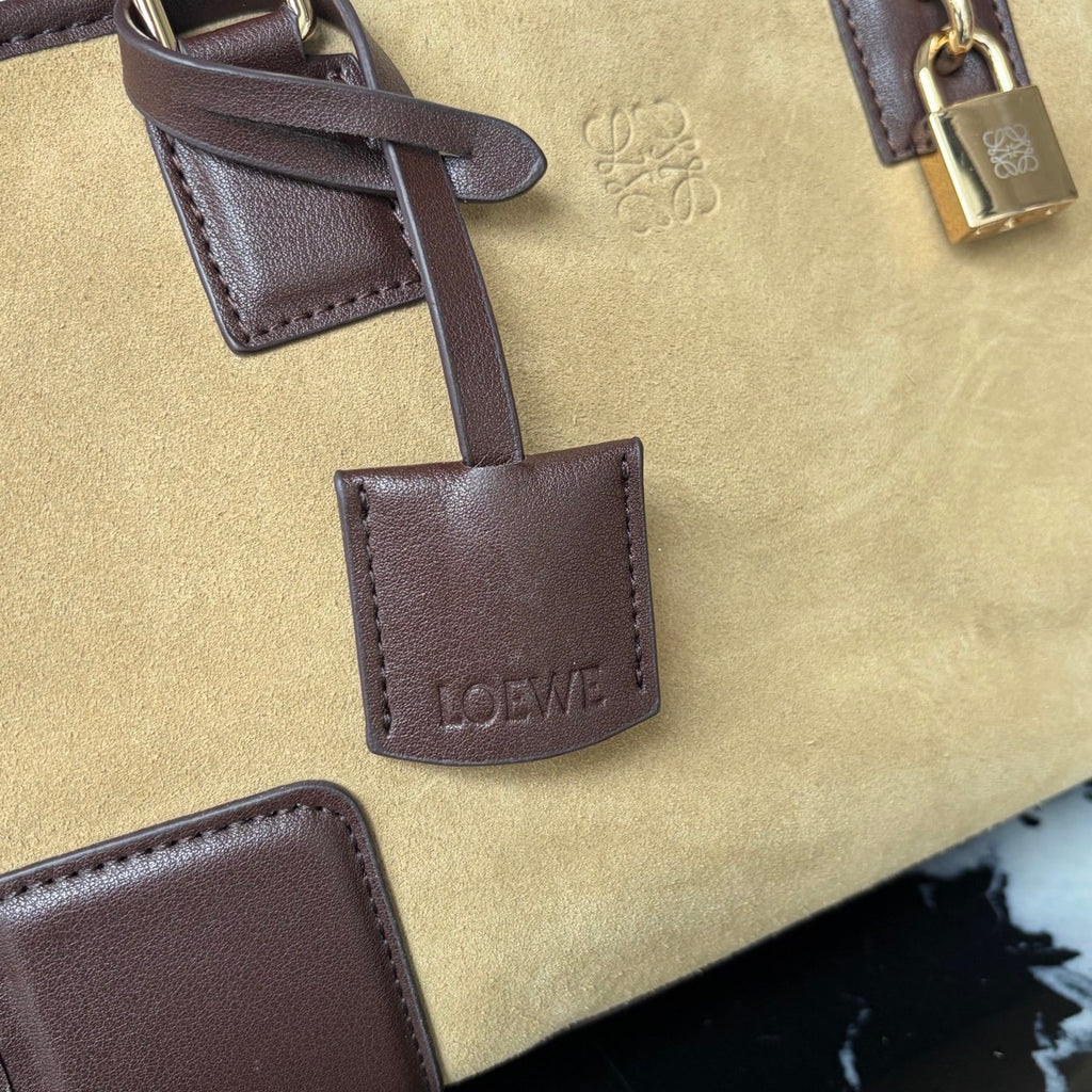B1R66A12 Popular leather bag