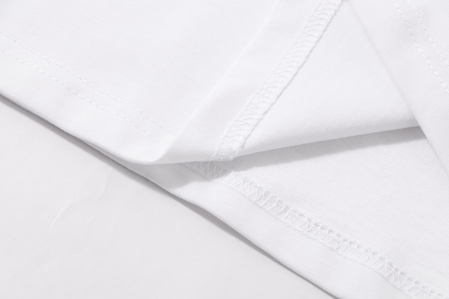 U1P36A17 Popular T-shirts