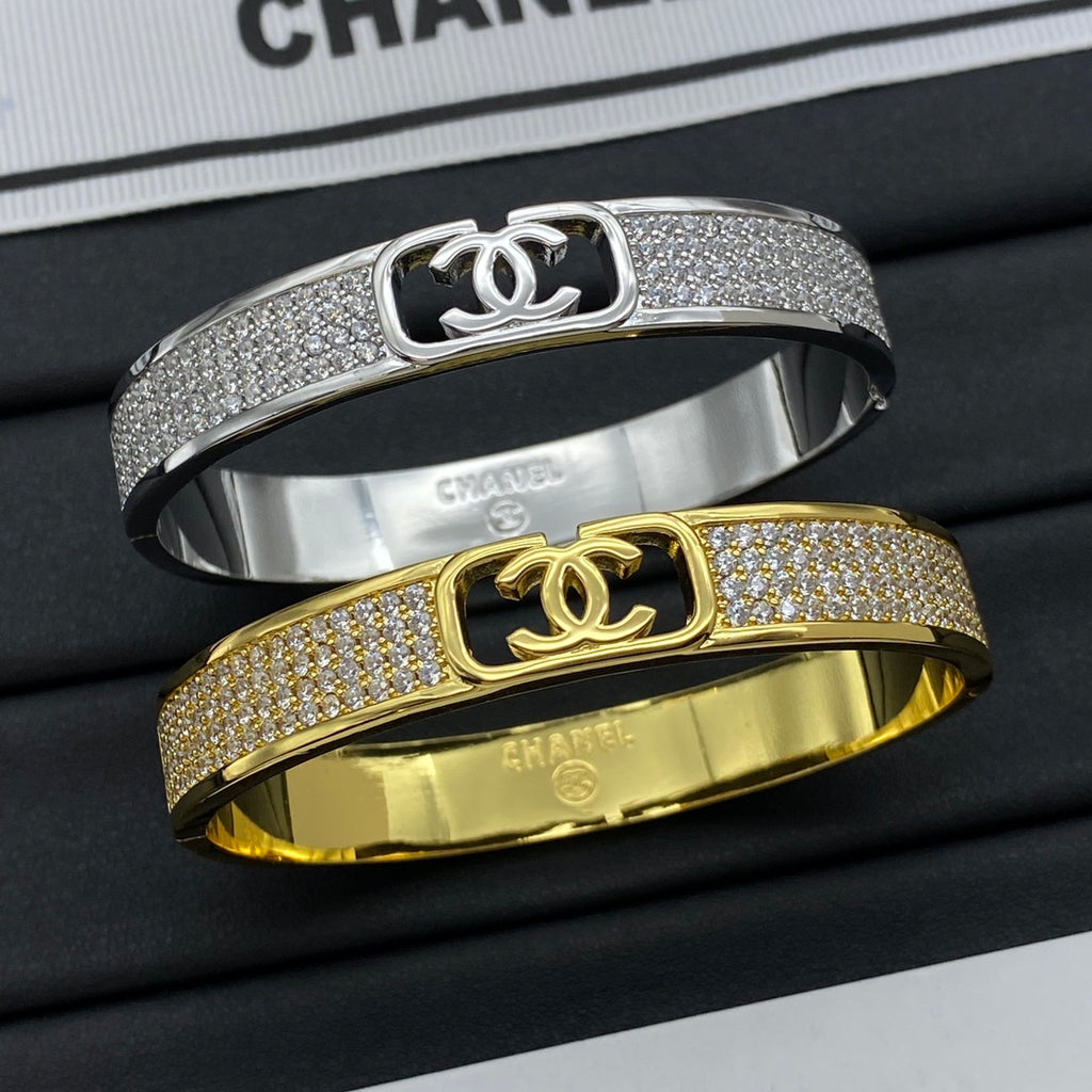 X1Z34C289K  Popular Bracelets