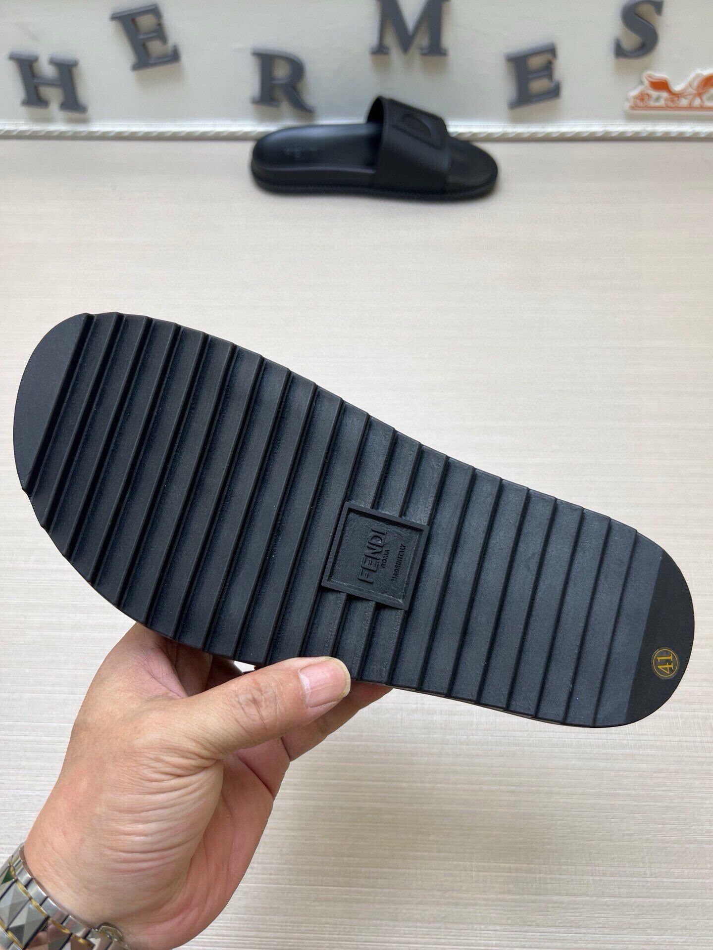 Z5Z35F281  Popular Slippers