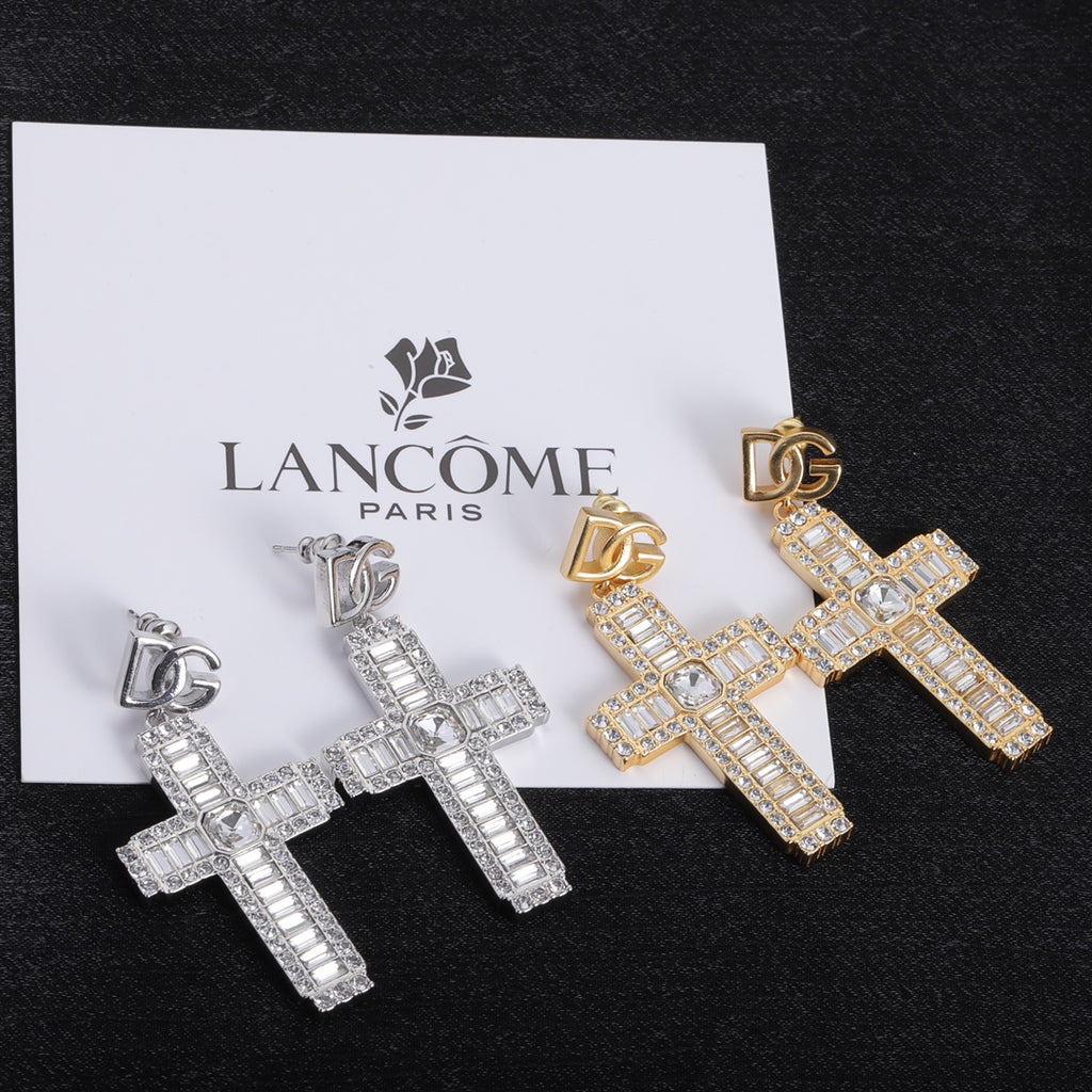 X1Z95A84E Popular Earrings