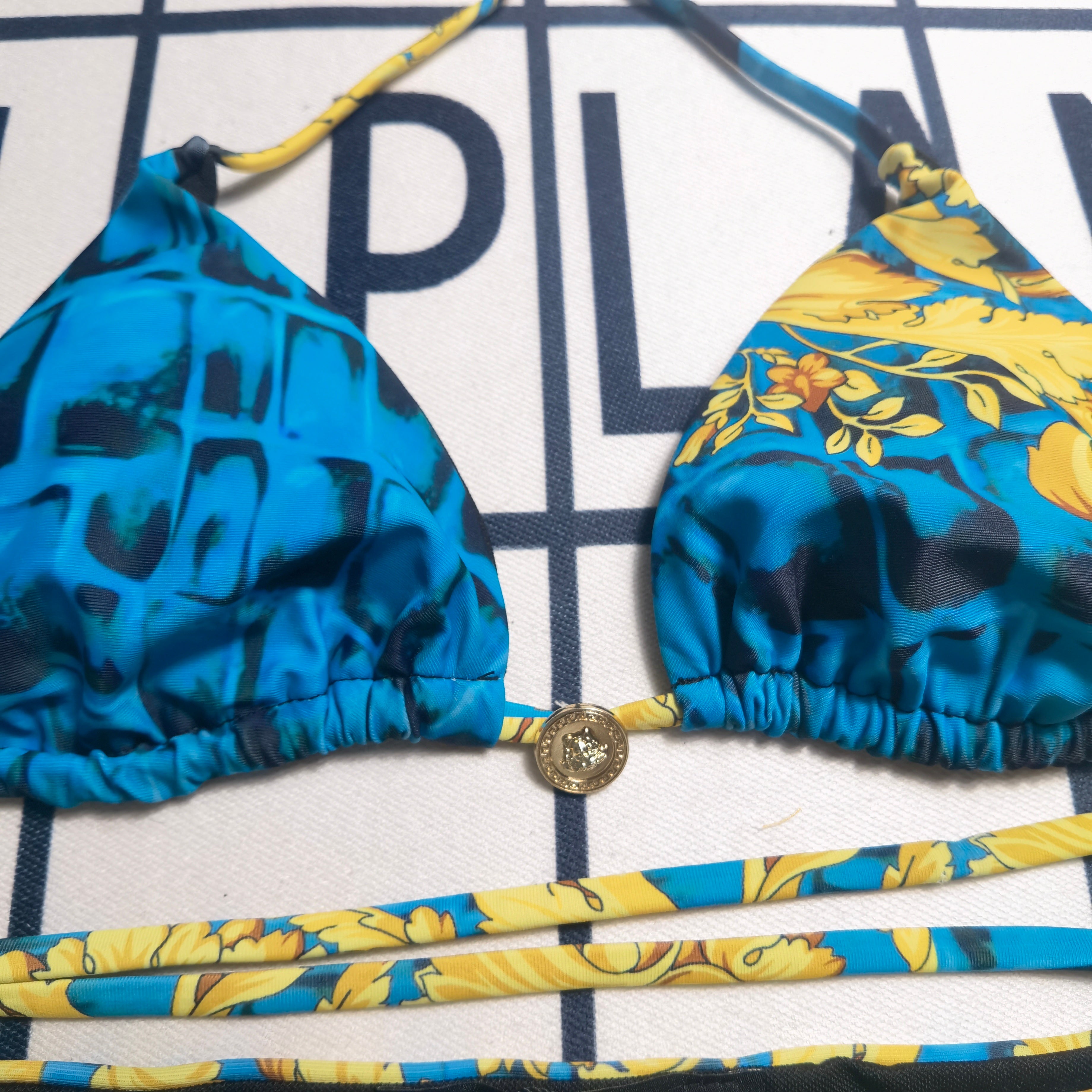R1R46V133 Popular Bikini swimsuit