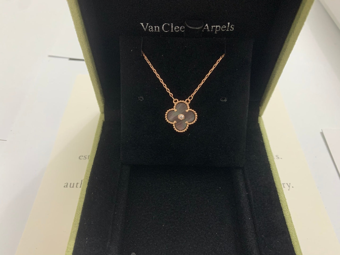 X5X53VA185X Popular  1 flower necklace