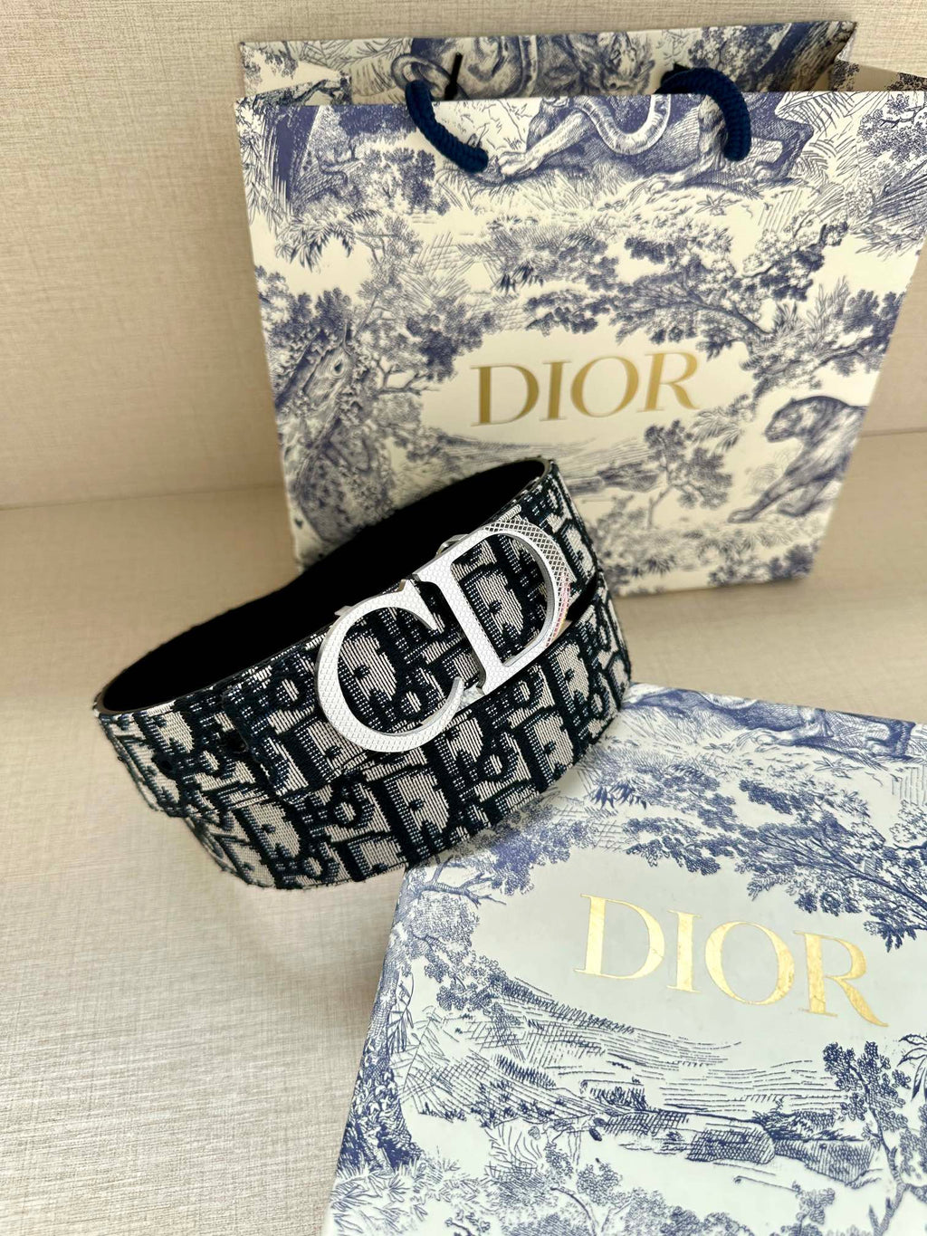 P1R55D197 Popular   High quality belt With full package