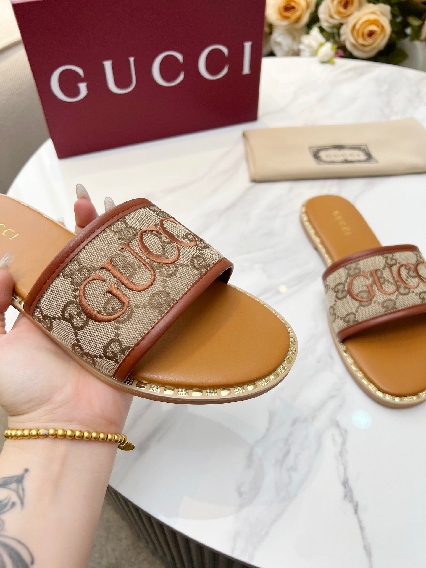 Z2Q55B29 Popular high-quality  Shoes