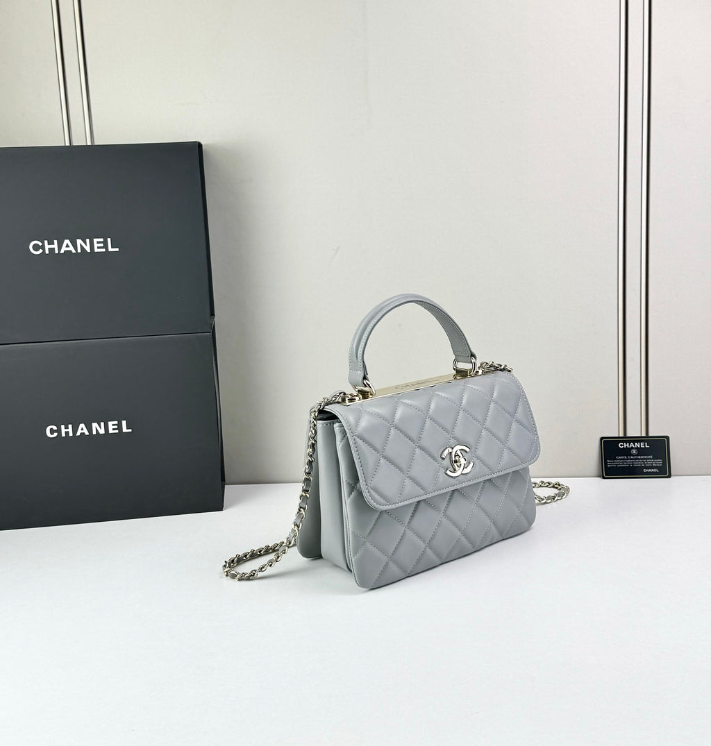 B1X76C7  Popular leather bag