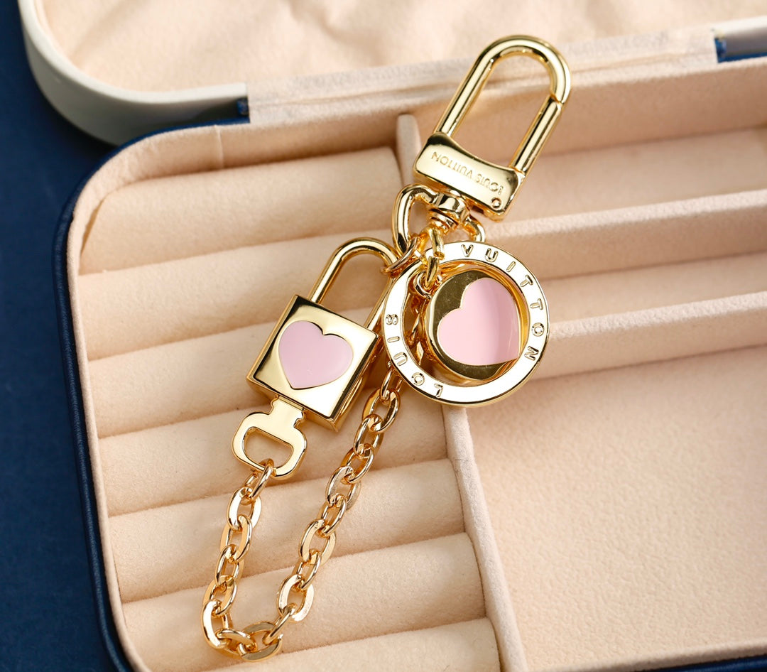 A1Q105E16 Popular bag 's charms accessories