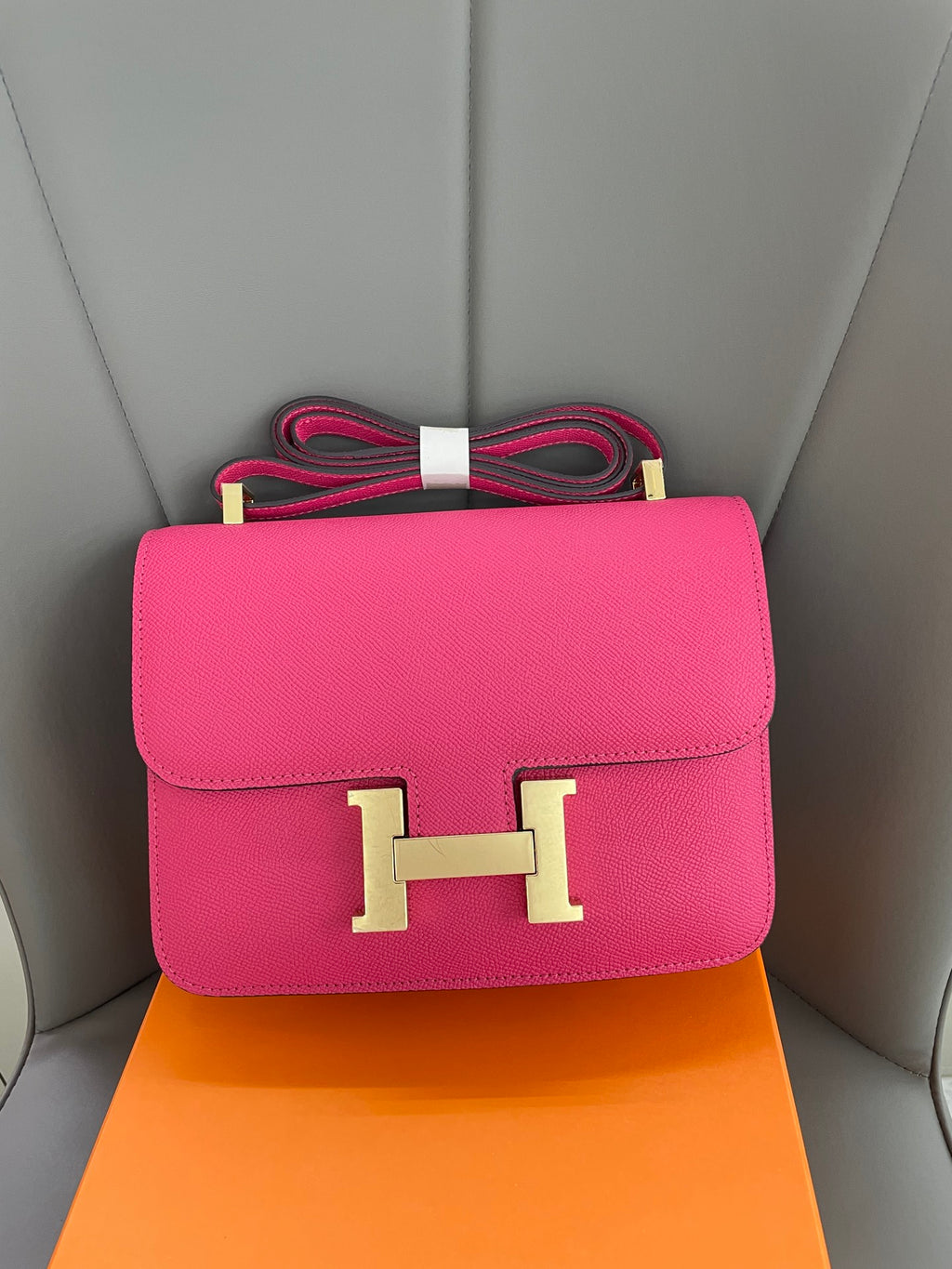B1N55H63 Popular  leather bag