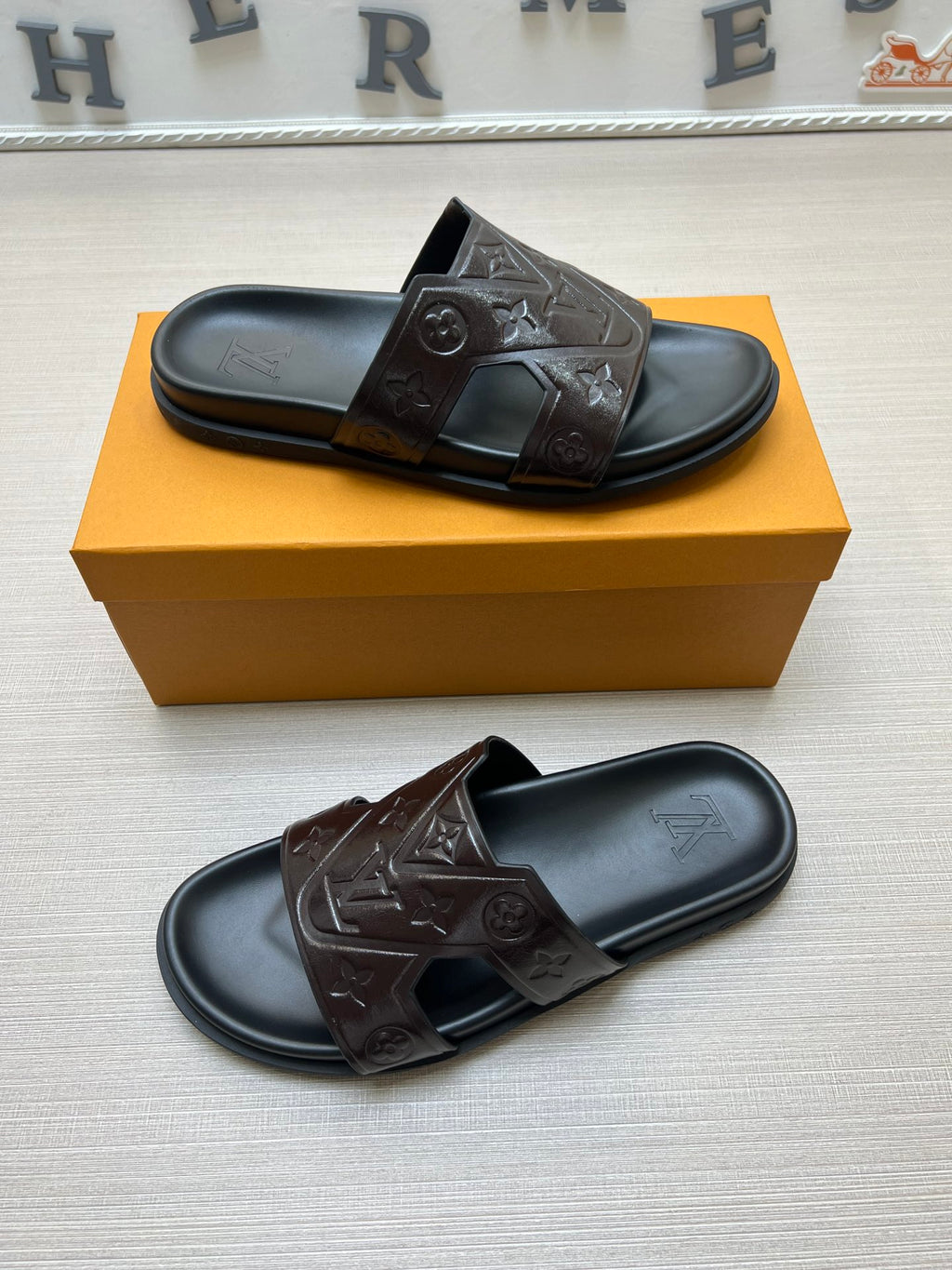 Z5ZE67 Popular slippers