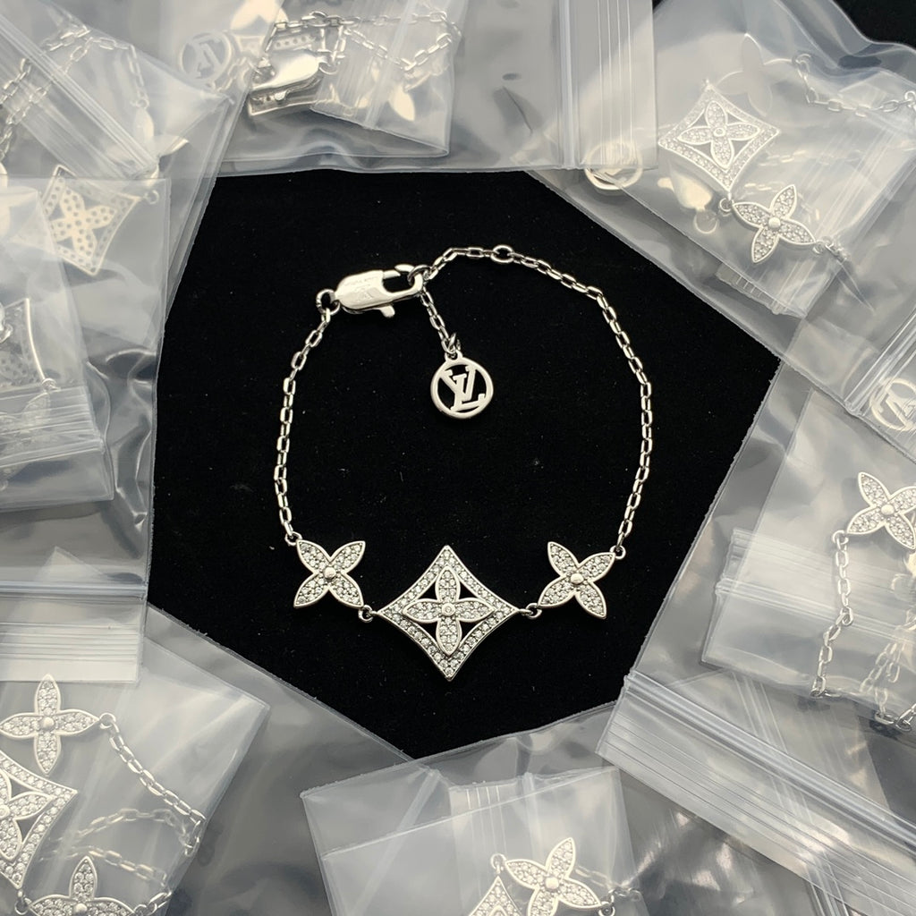 X1Z84E15K  Popular Bracelets