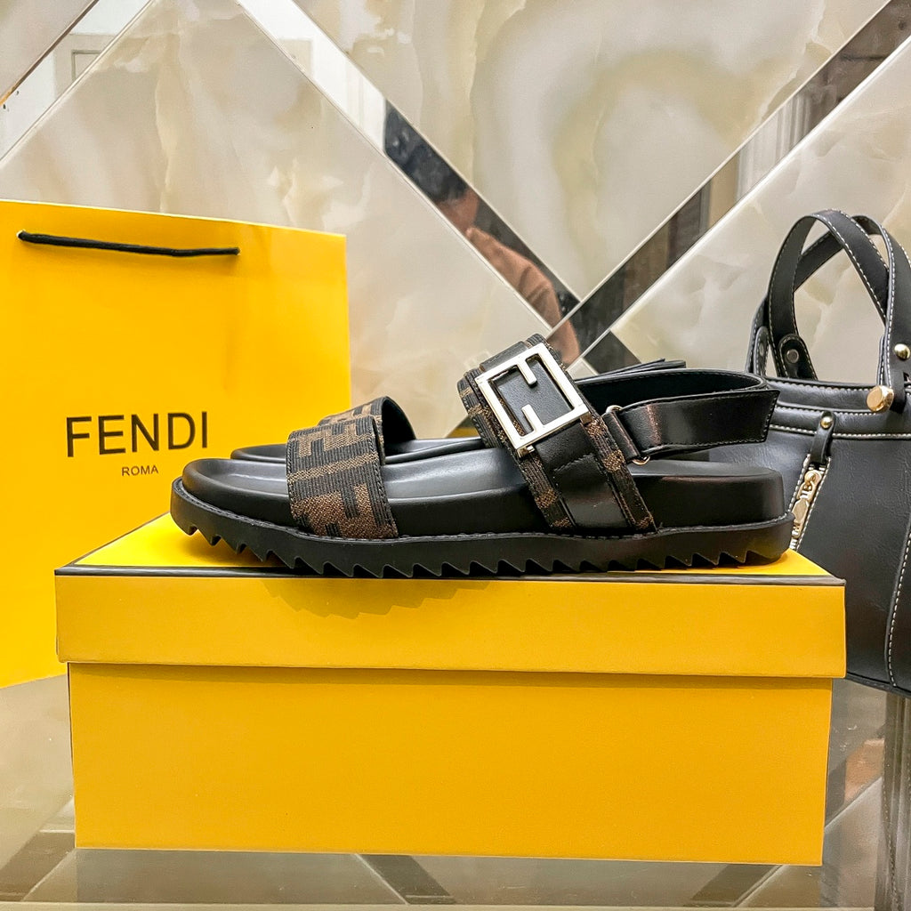 Z1Z54F71 Popular sandals