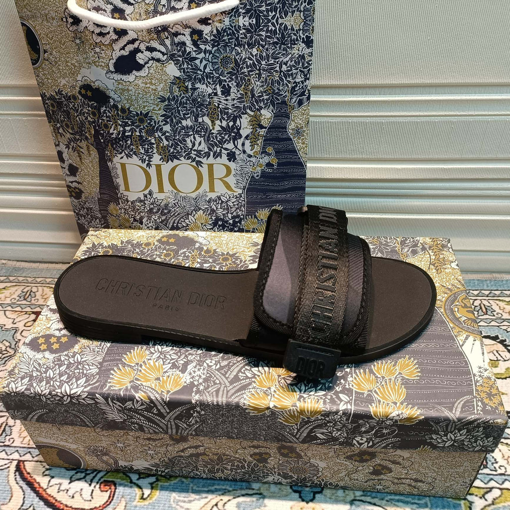 Z1ZD20 Popular Slippers