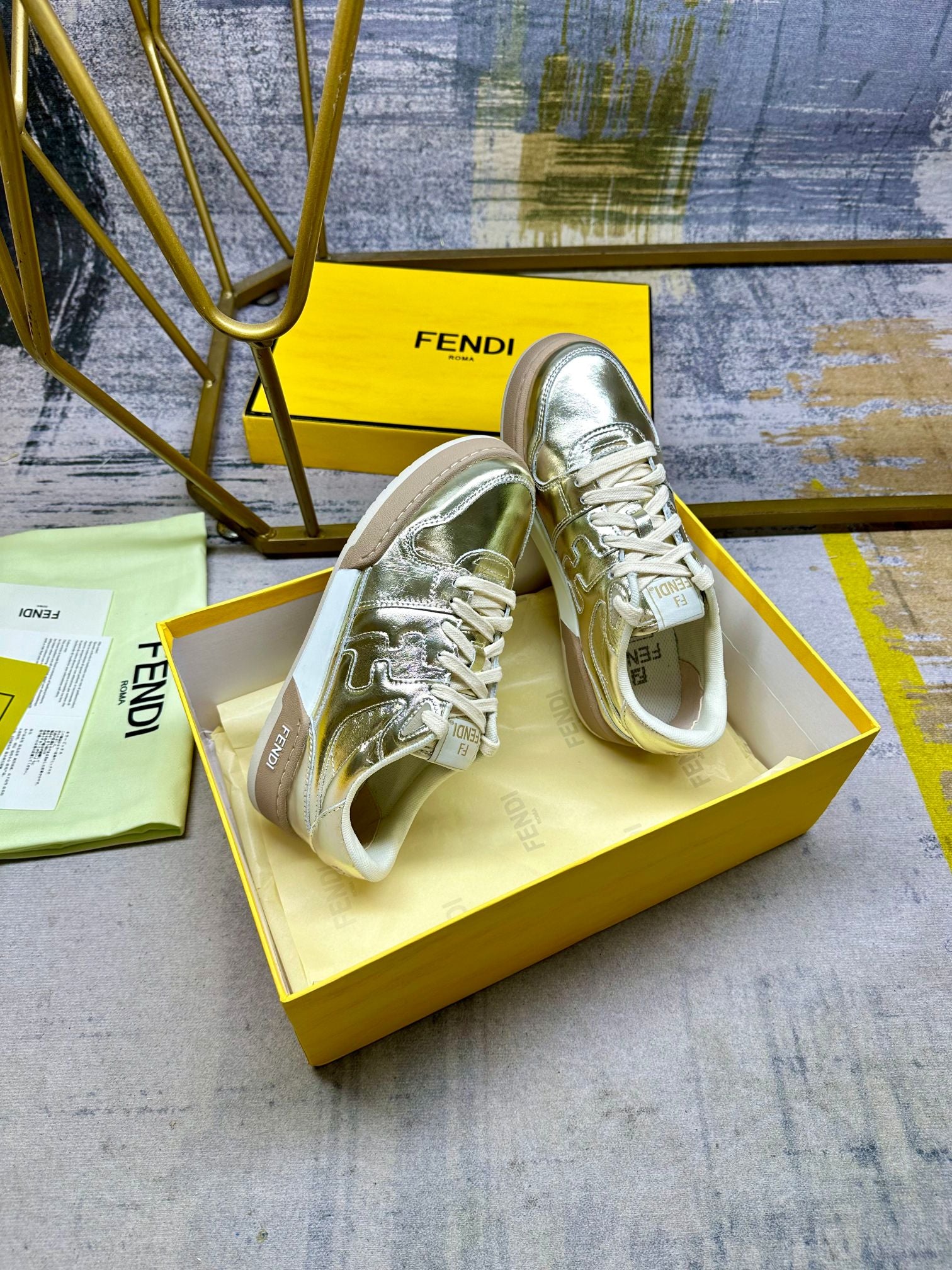 Z2N95F13  Popular high quality shoes