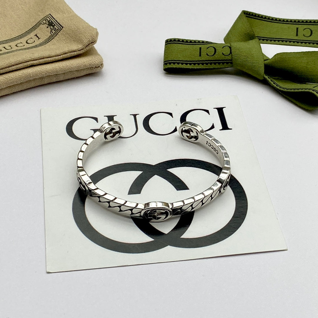 X1X23B351K  Popular Bracelets