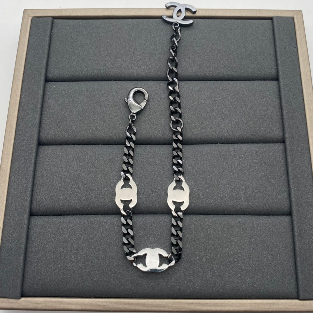 X1N63C81X  Popular    necklace bracelet