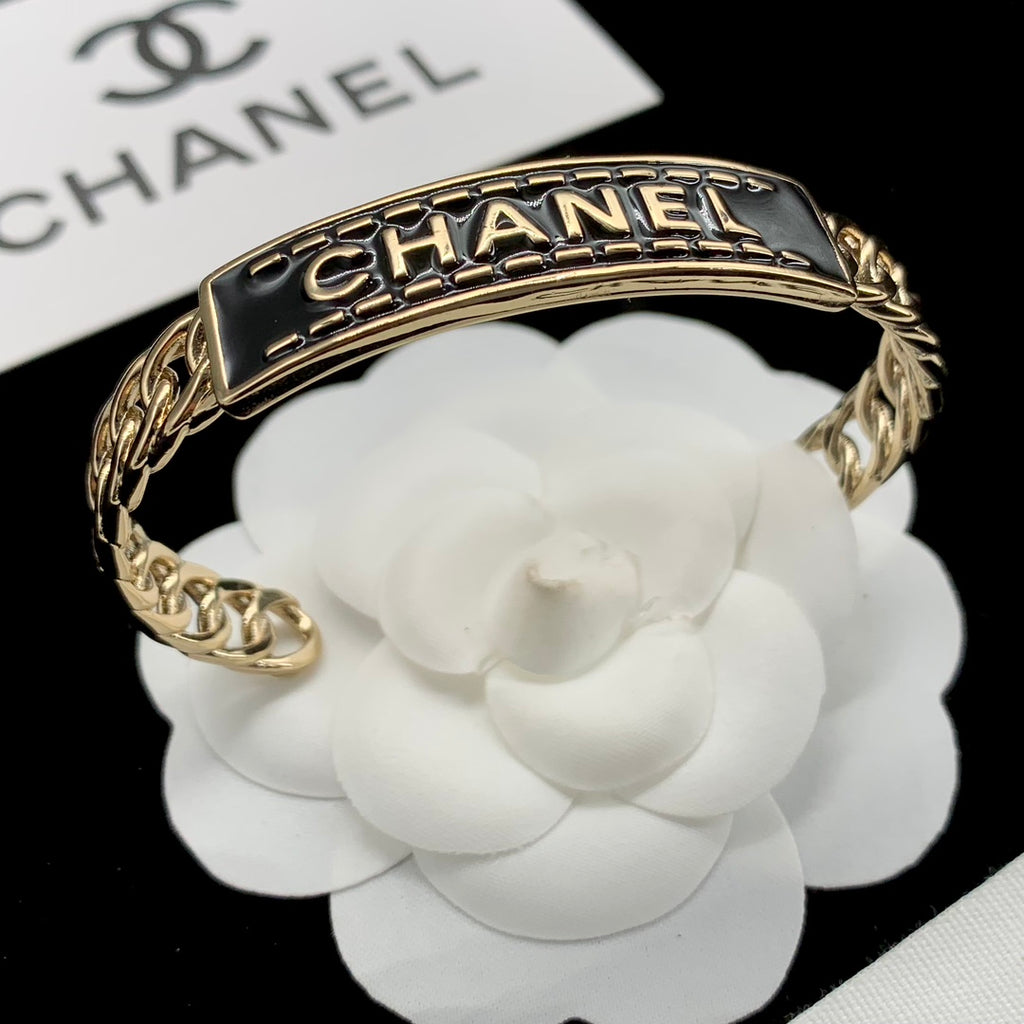 X1N73C95K  Popular bracelet