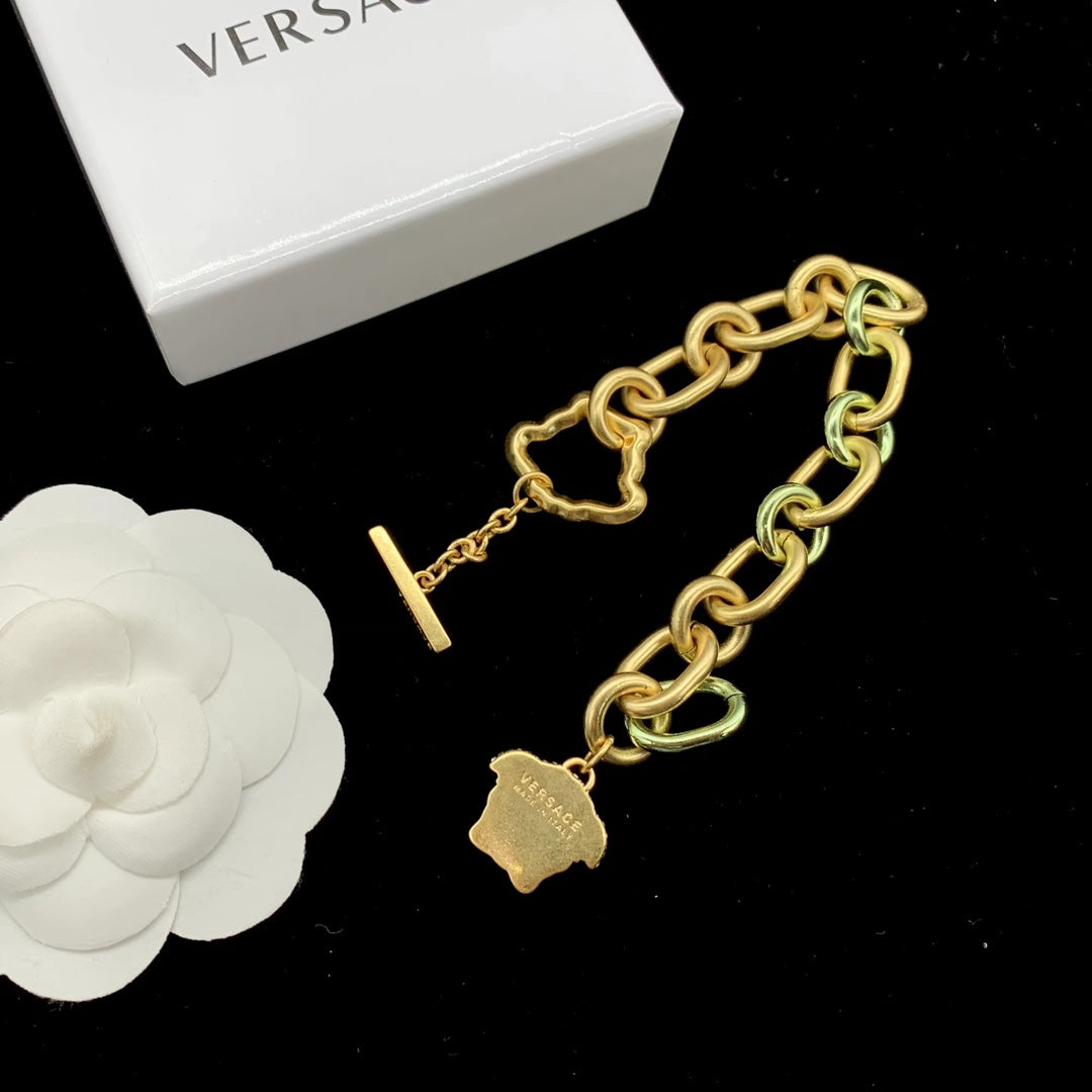 X1R75V71X Popular   Necklace .  Bracelets.Earrings .