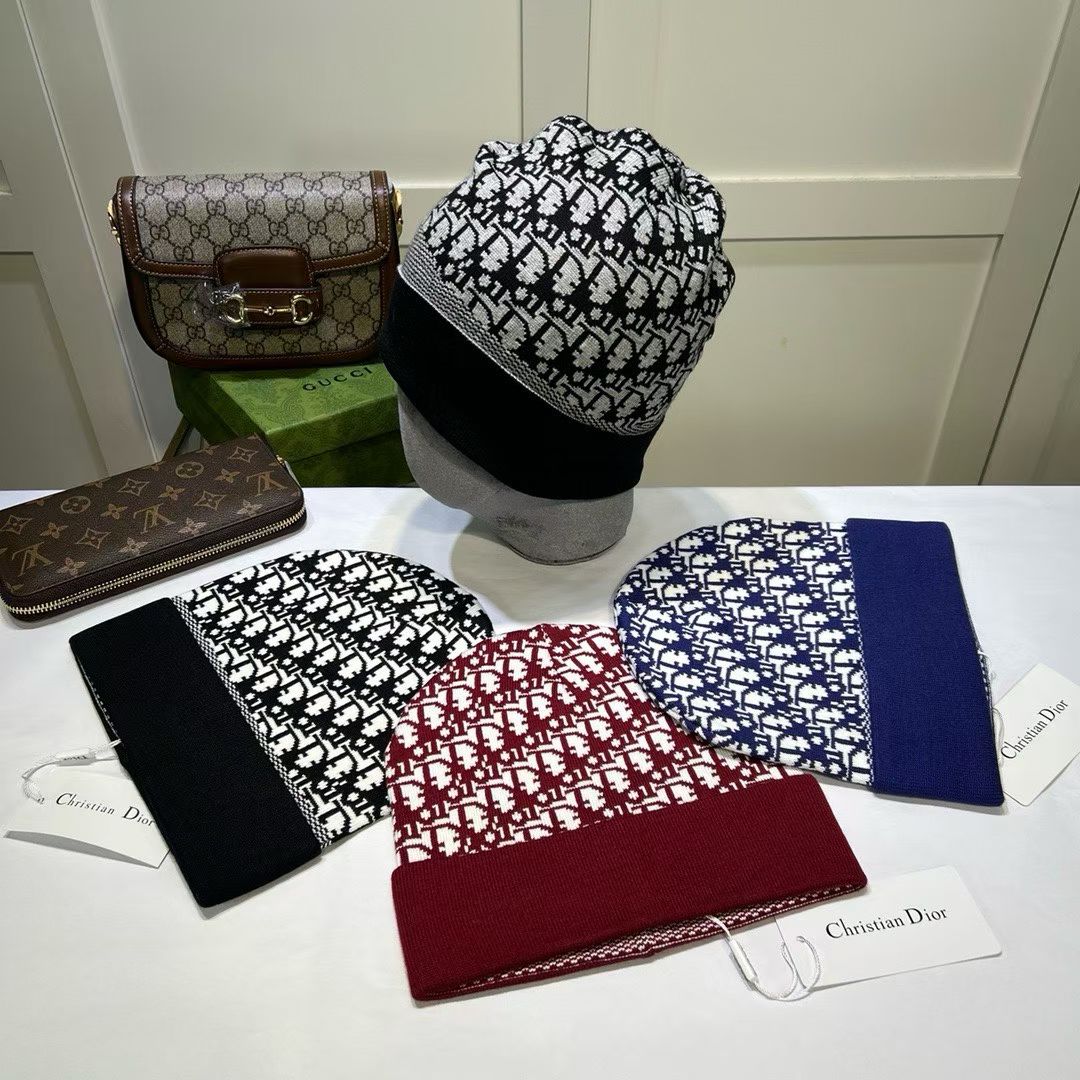 M1R86D49 Popular hats