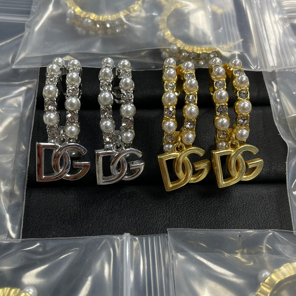 X1Z94A844E Popular Earrings