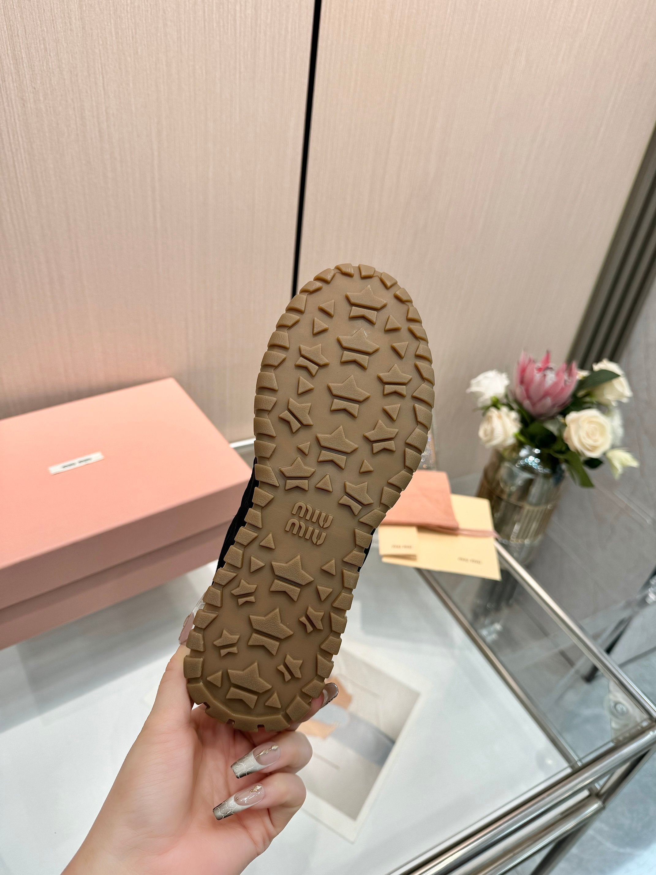 Z2Q95A17 Popular high-quality shoes