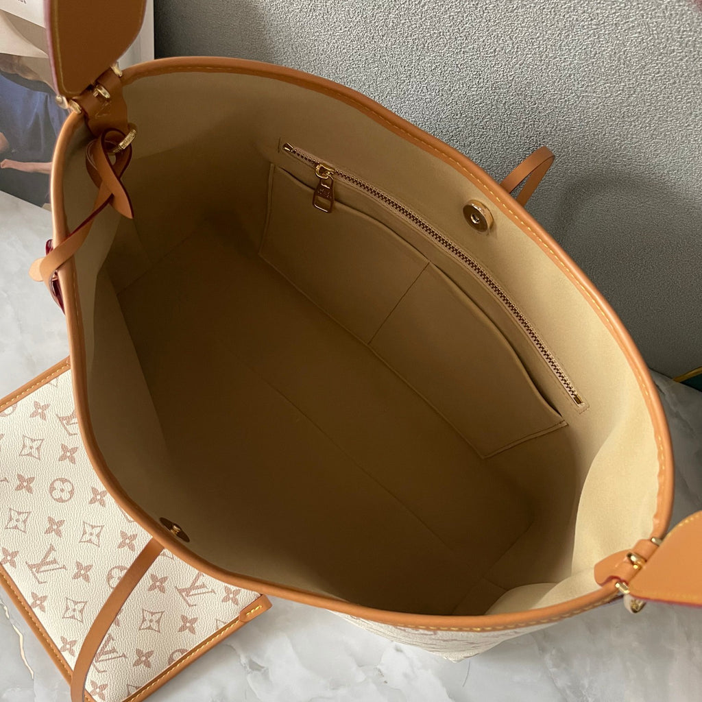 B12X34E277 Popular  leather bag 
