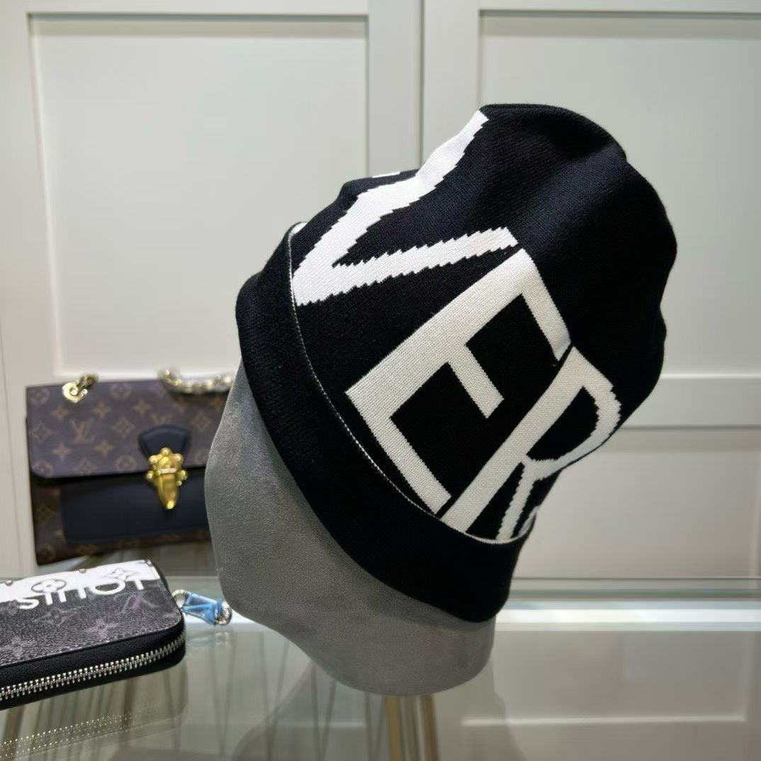 M1R86V92 Popular hats