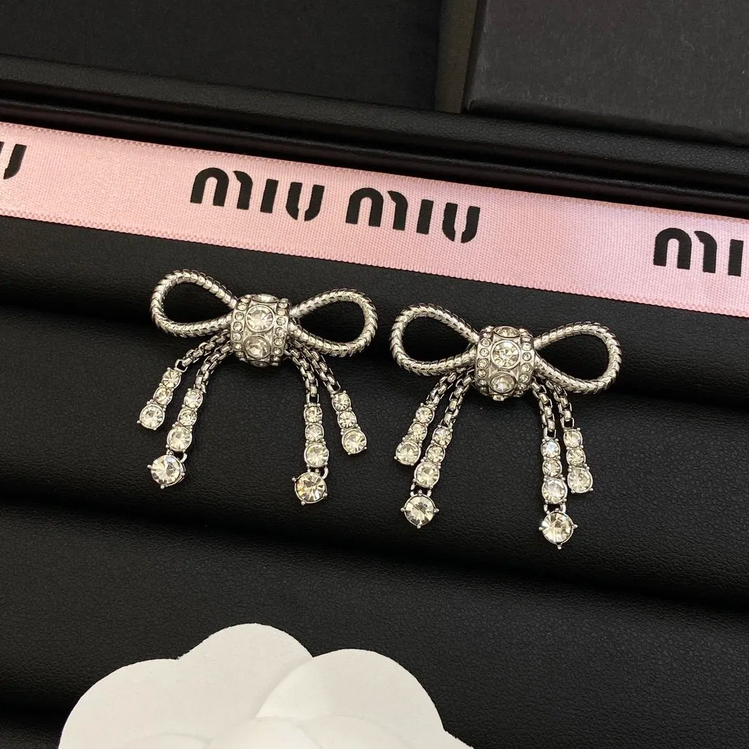 X1Z94A950E Popular Earrings