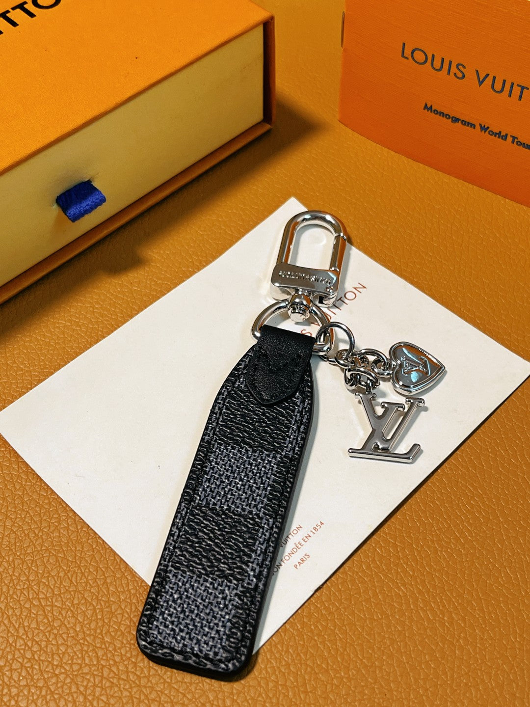 A1Q95E8 Popular bag 's charms accessories