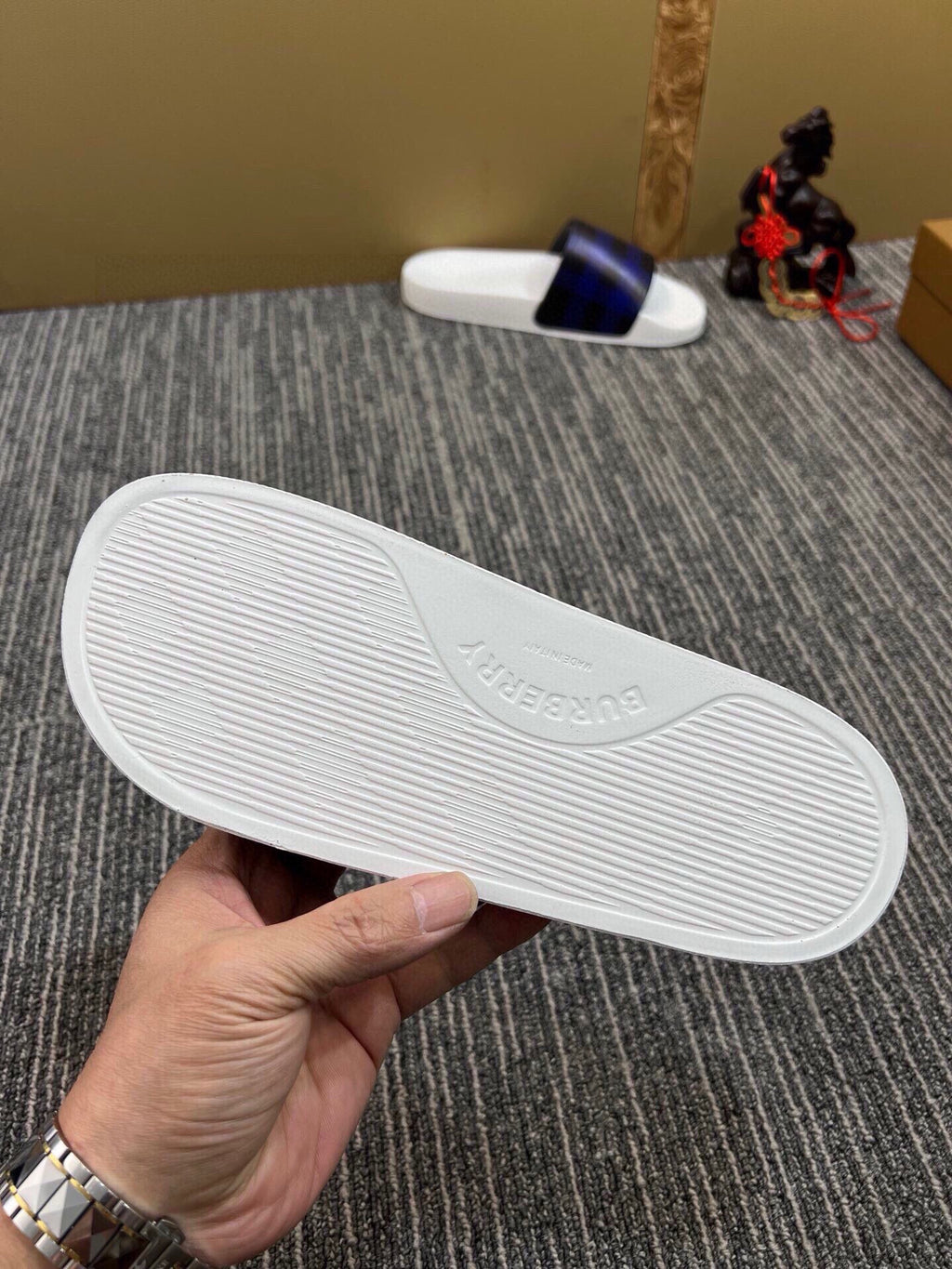 Z5Z35R262 Popular Slippers