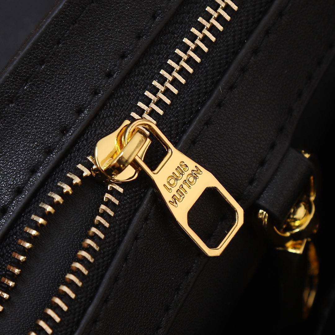 B1X54E441 Popular  leather bag