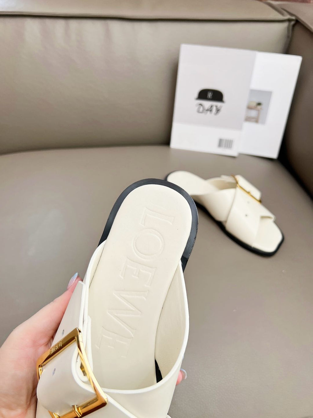 Z2R66A19 Popular high-quality leather shoes