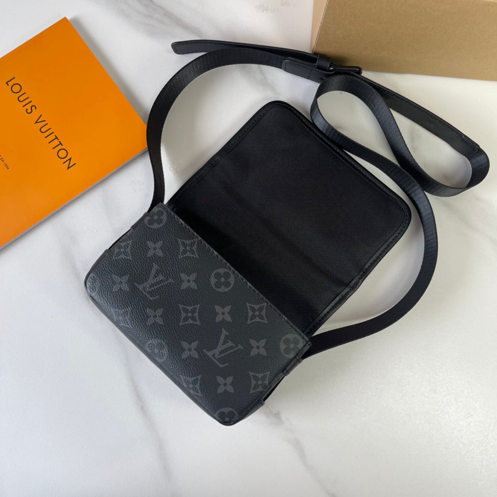 B1R115E159 Popular bag