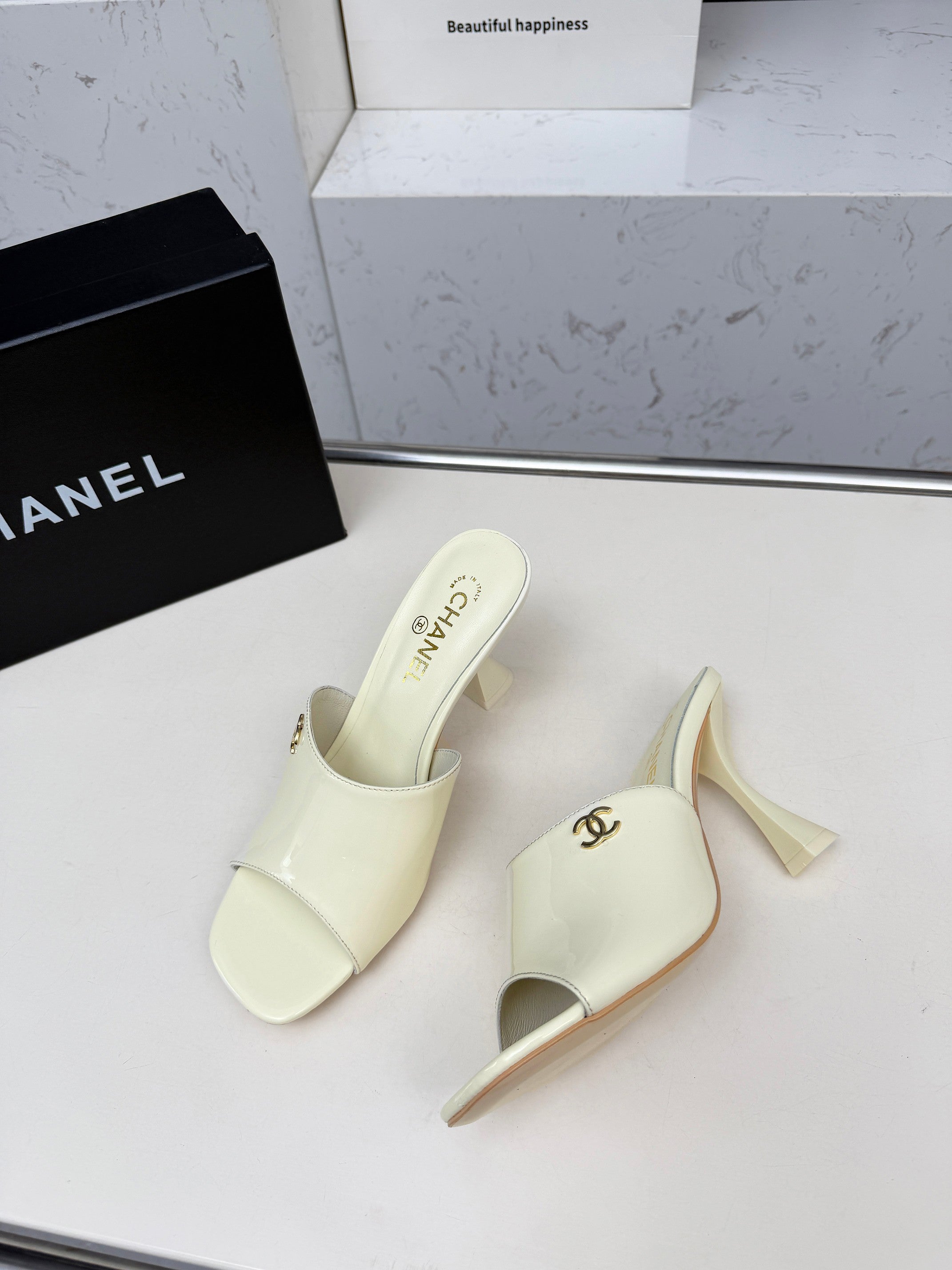 Z2X66C46 Popular leather High heels