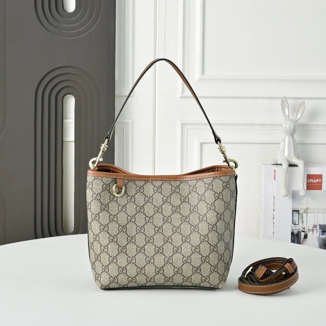 B1P36C53 Popular bag