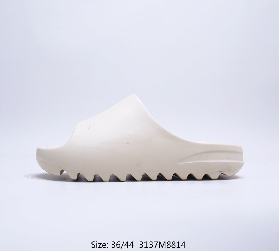 Z4A32 Popular shoes