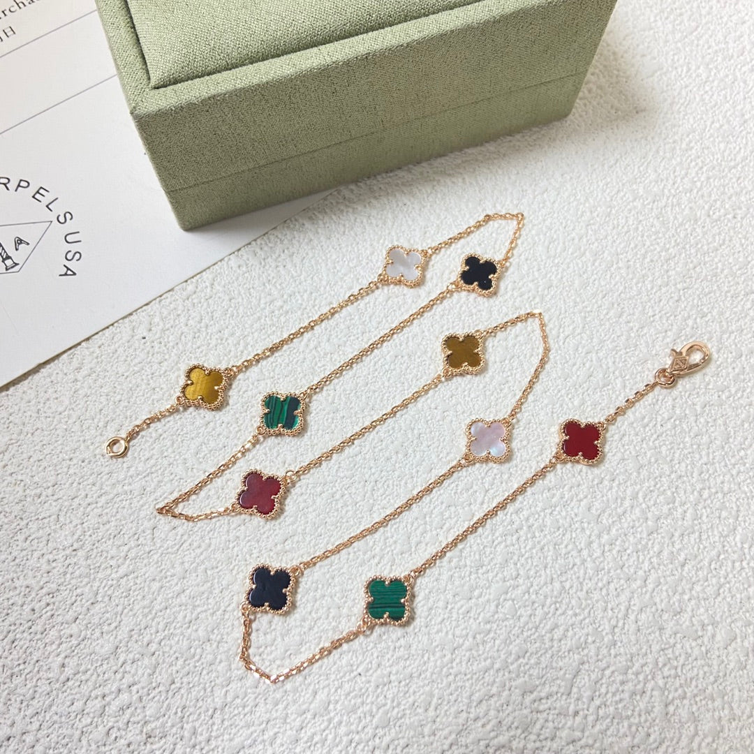 X5Q85VA255X Popular mini 10 flower Necklaces