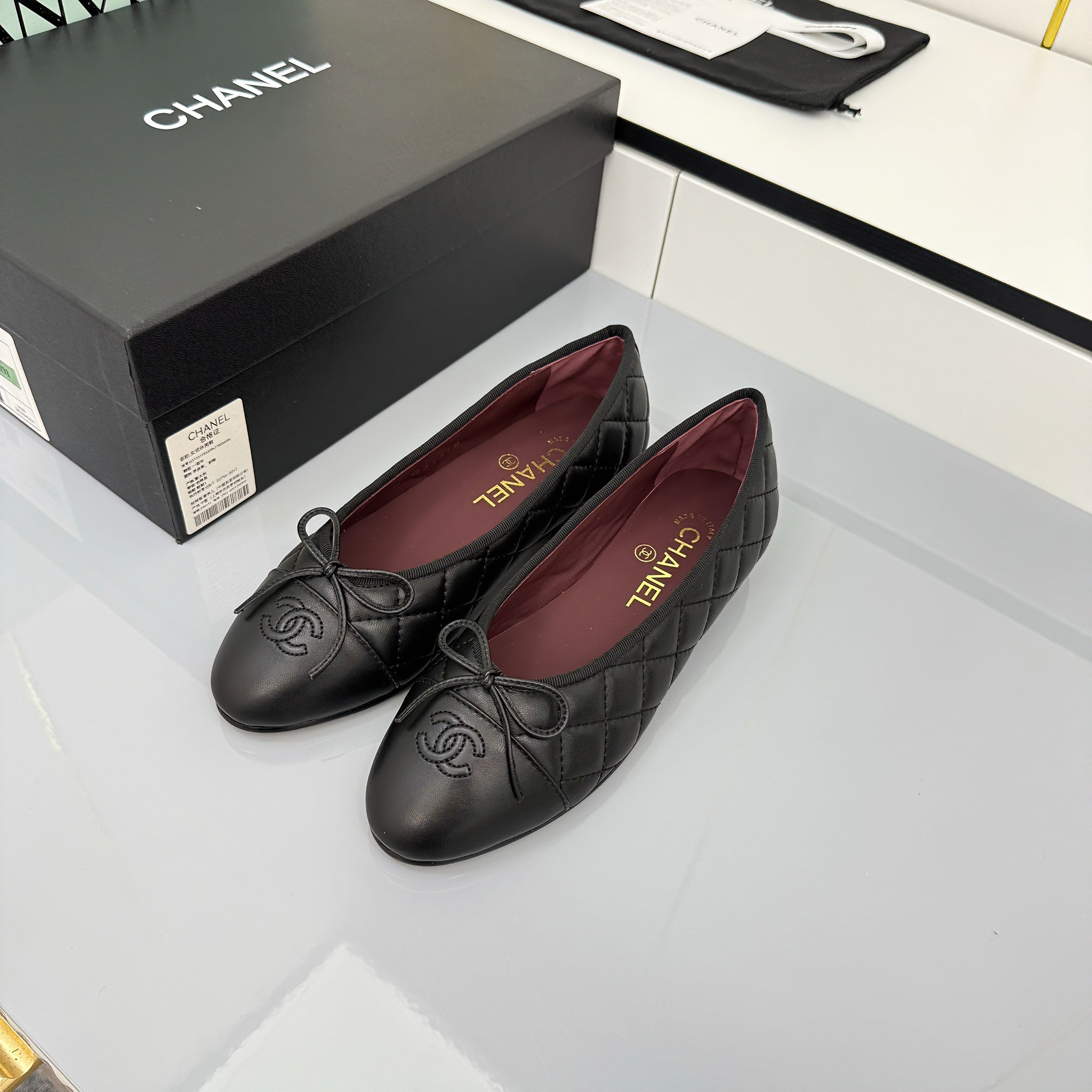 Z2Q105C413 Popular high-quality leather Shoes
