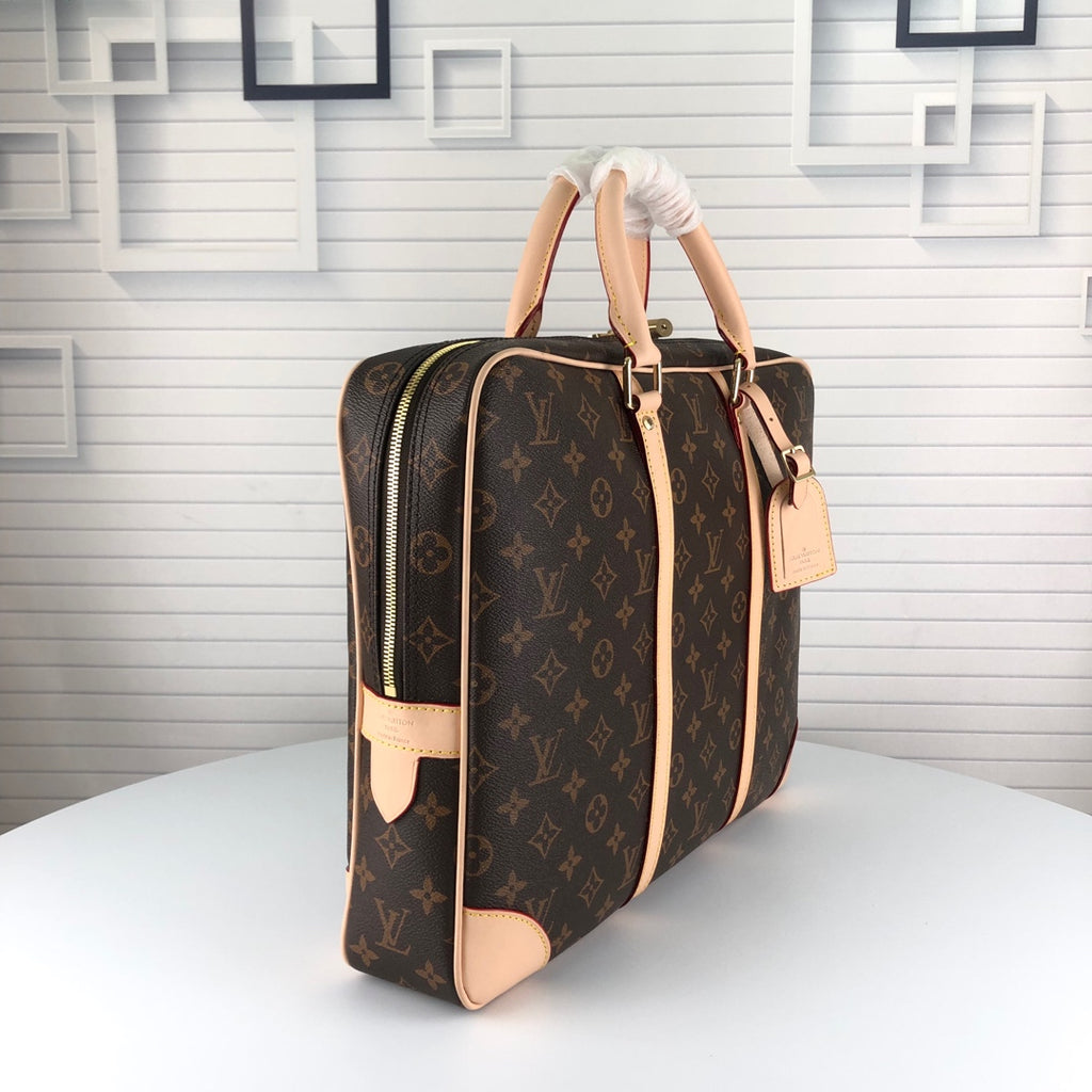 B1N67E14 Popular leather bag