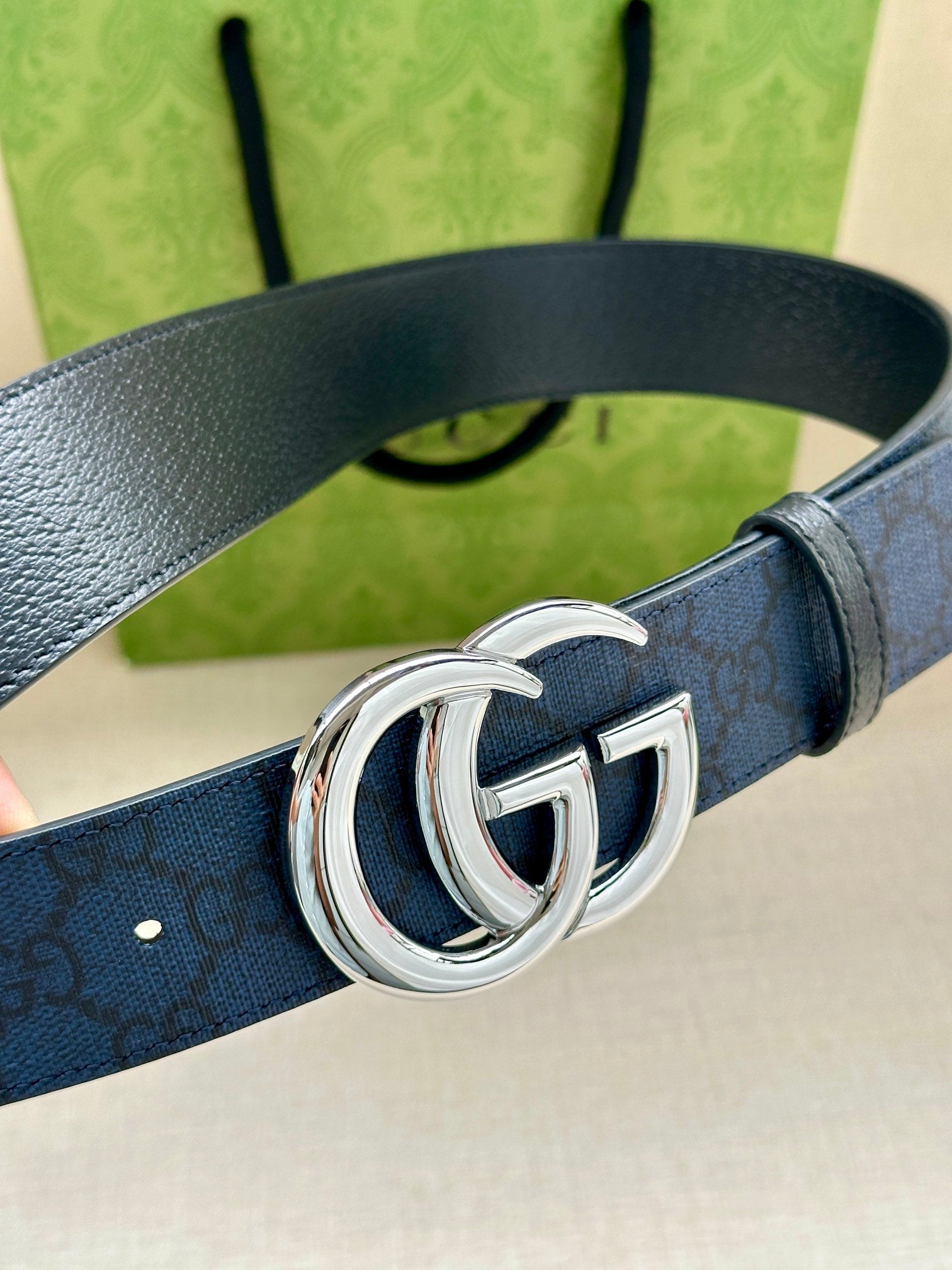 P1W15B163 Popular High quality belt With full package