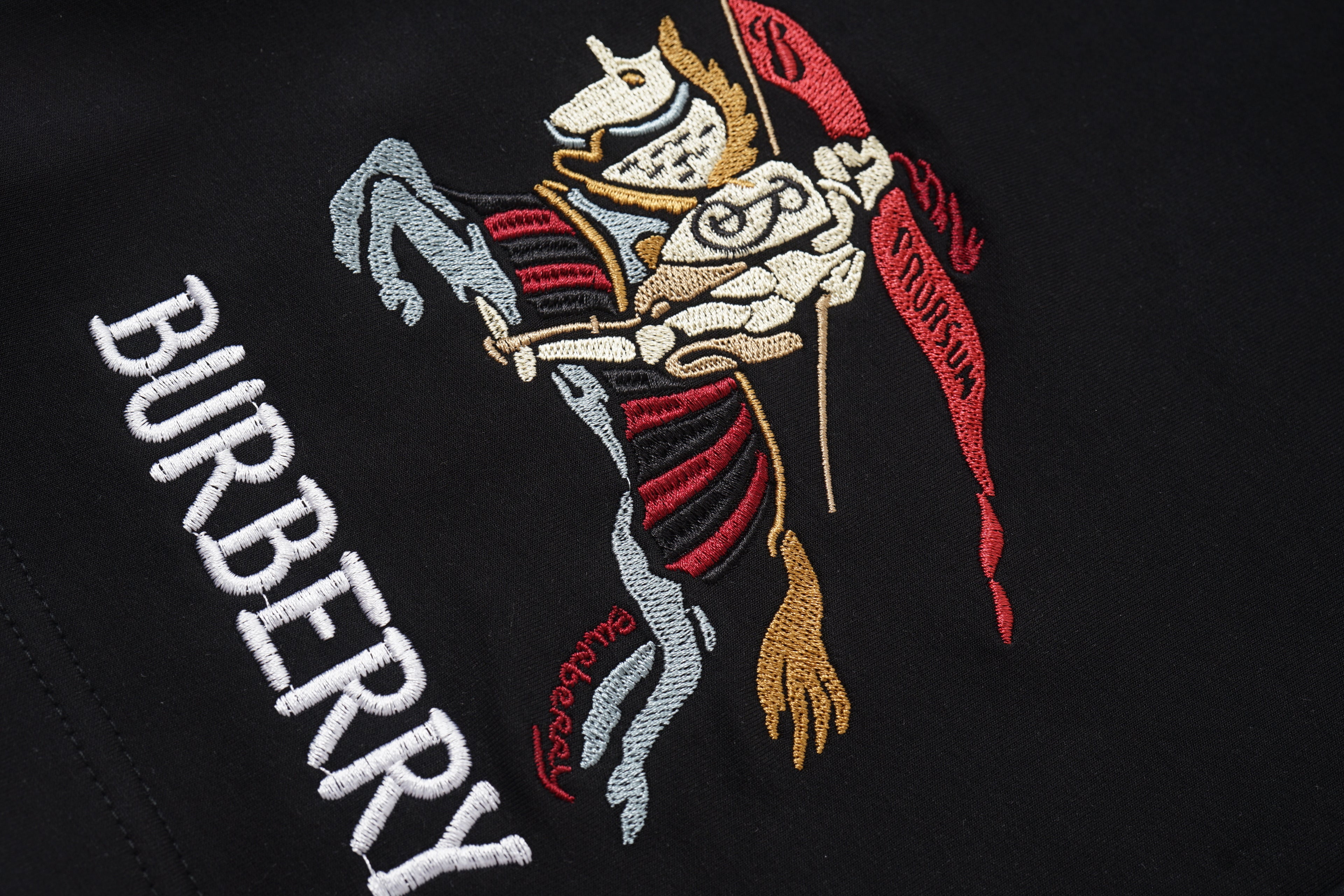 U1P36R60 Popular T-shirts