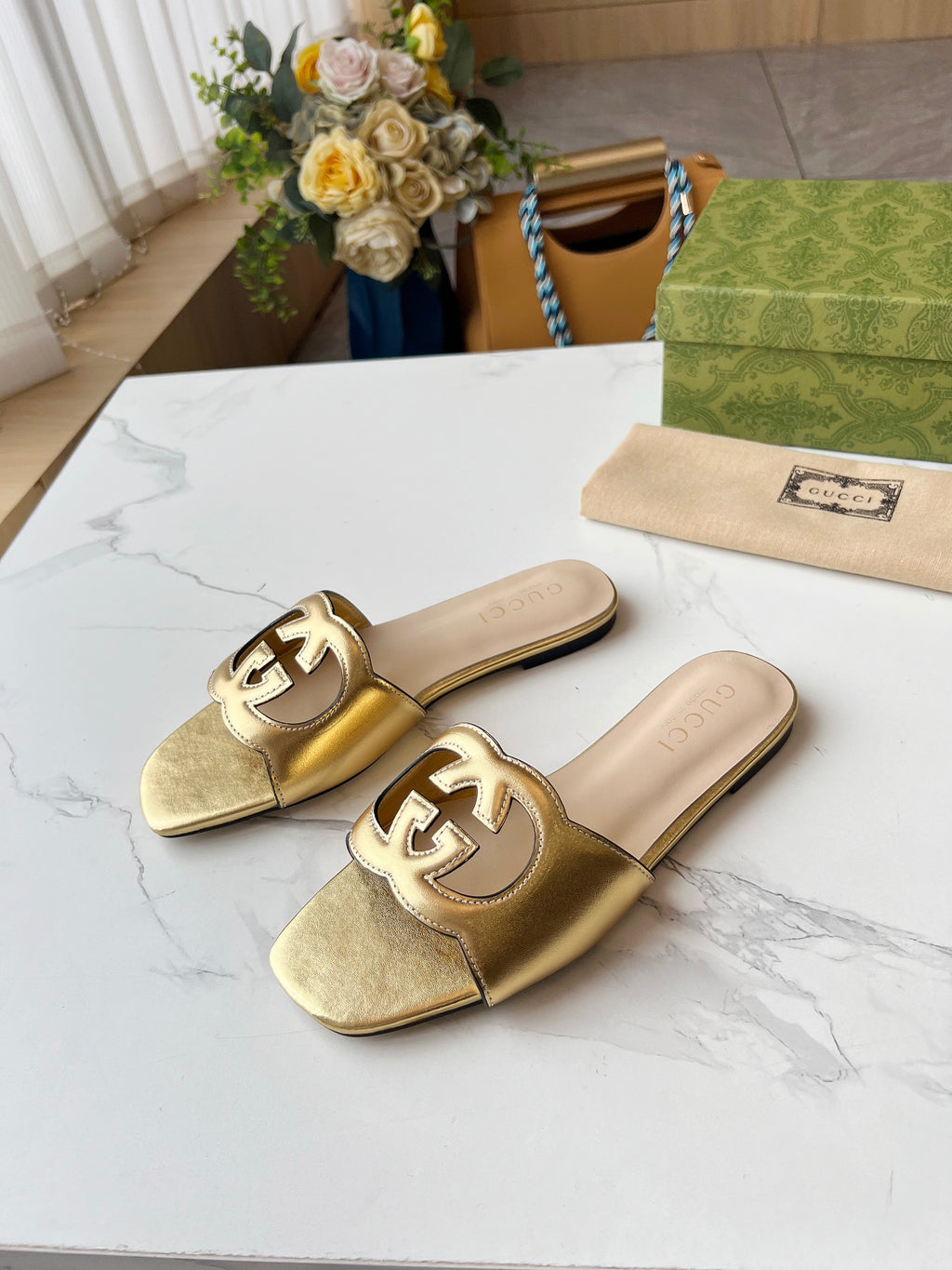 Z2X56B31 Popular high-quality leather Shoes