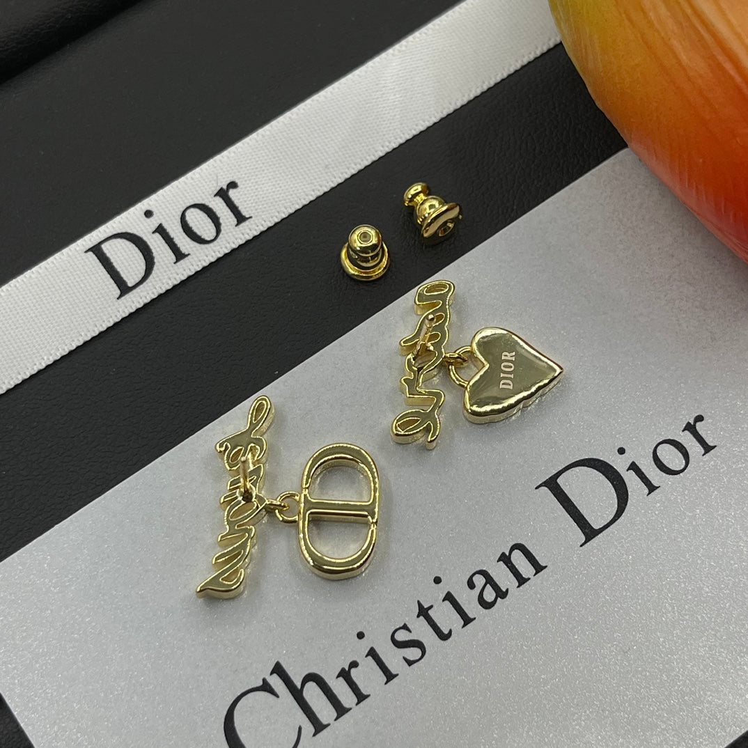 X1Z94D1075E Popular Earrings
