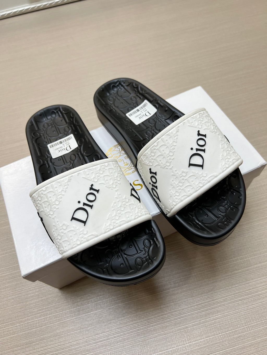 Z5Z35D278 Popular Slippers