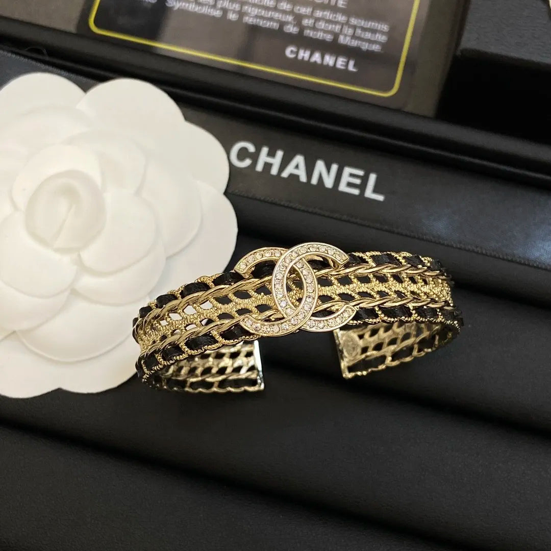 X1Z34C340K  Popular Bracelets