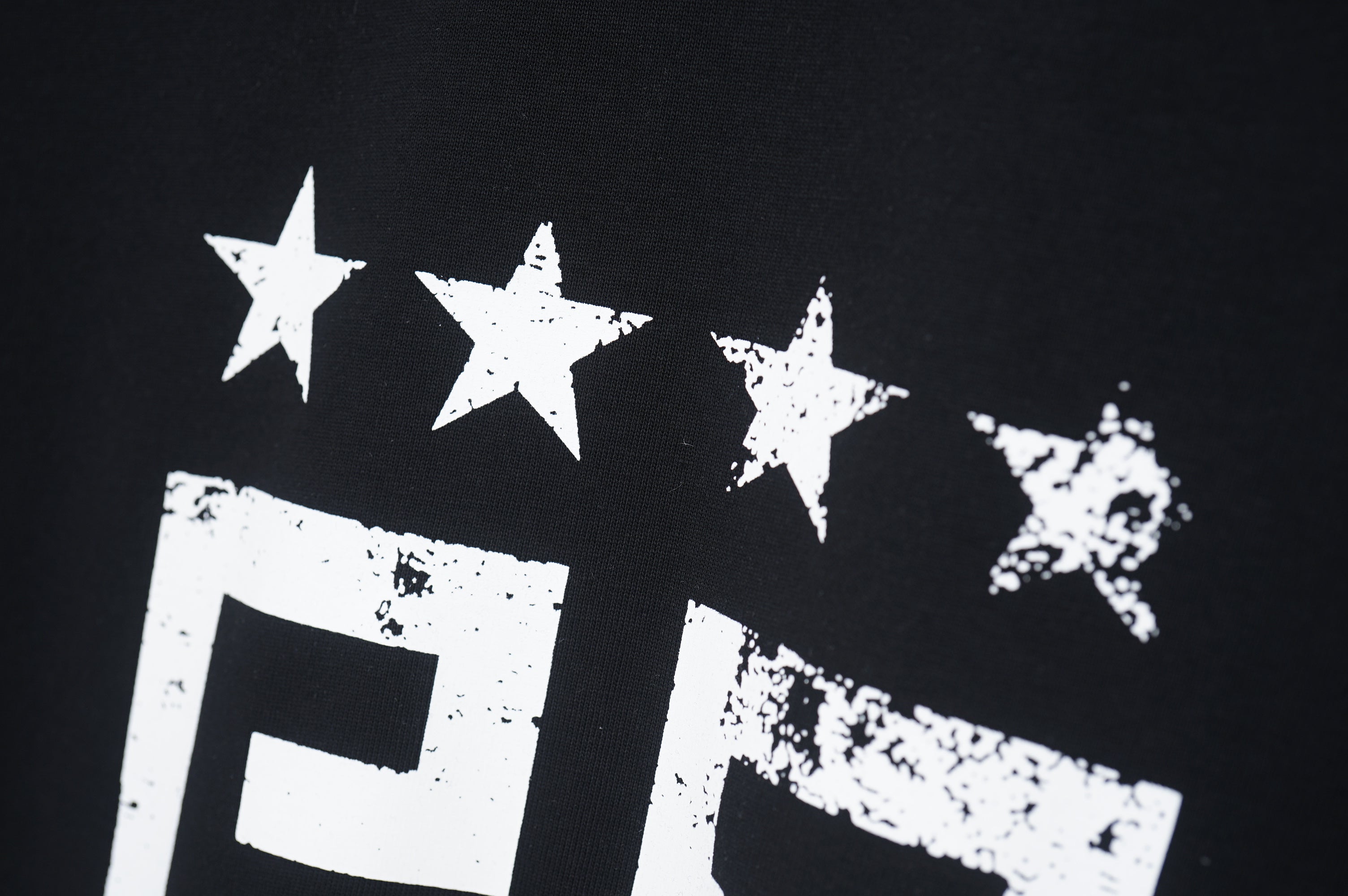 U1R76A6 Popular T-shirts