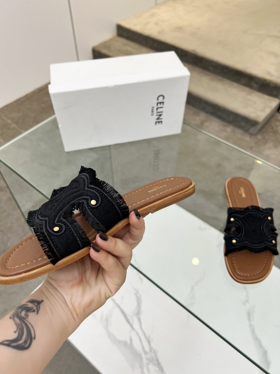 Z2Q55CL25 Popular  leather shoes